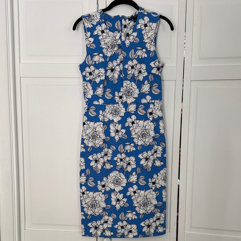 Banana Republic Blue and White Floral Midi Dress